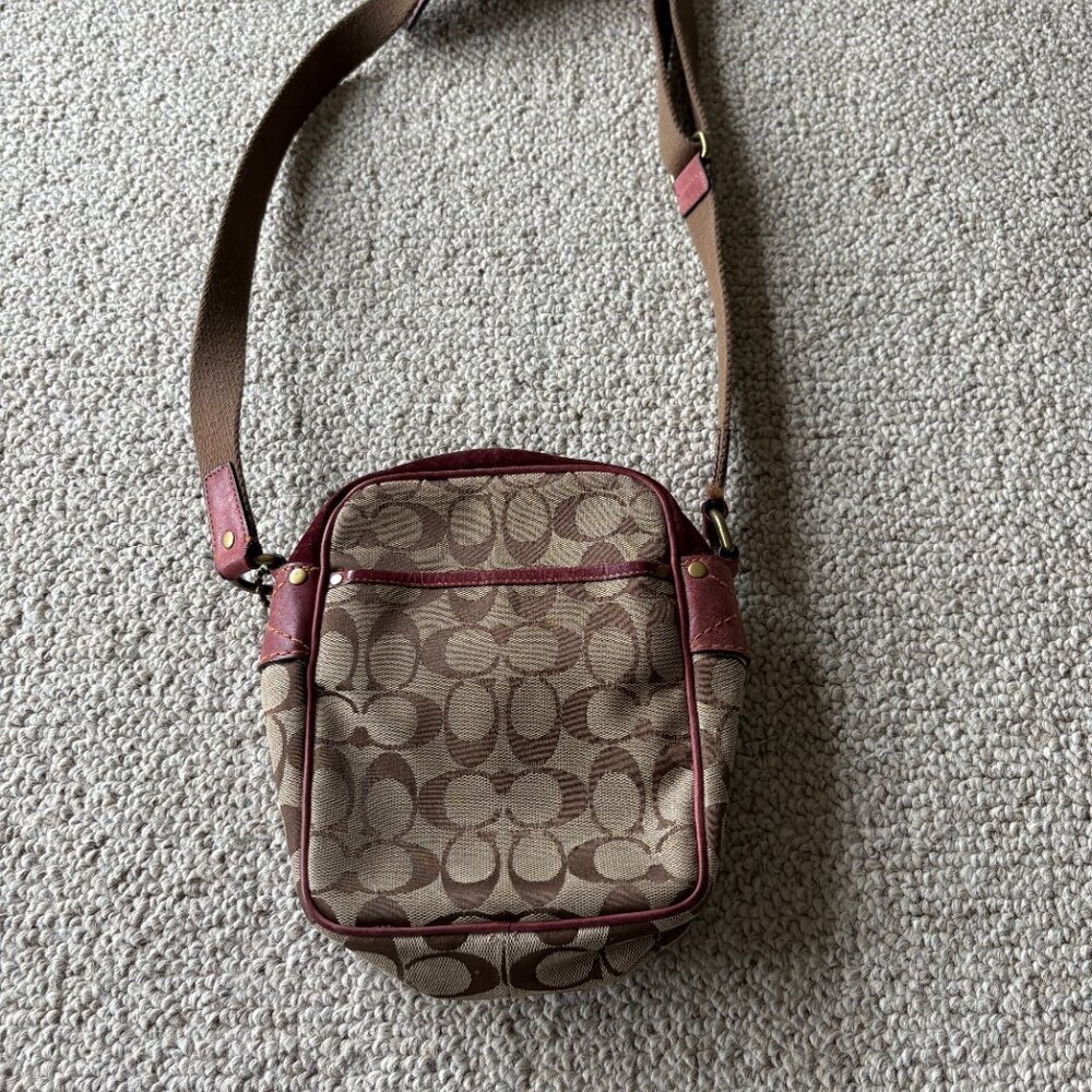 Coach Soho Crossbody Burgundy Suede Classic C Y2K Bag Hang Tag RARE Vintage - Picture 10 of 14